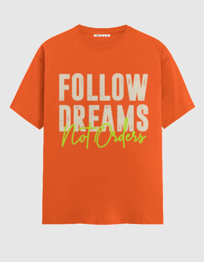 FOLLOW DREAMS CLASSIC T-SHIRT